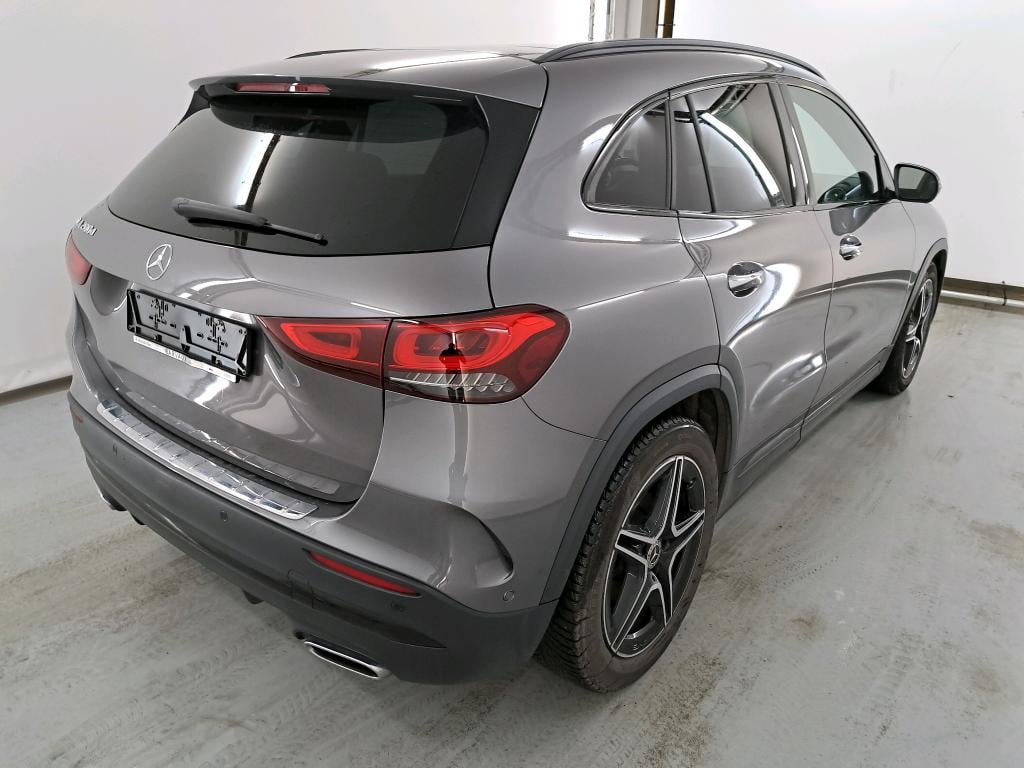 MERCEDES-BENZ GLA 2.0 GLA 200 D DCT BUSINESS SOLUTION AMG Plus photo