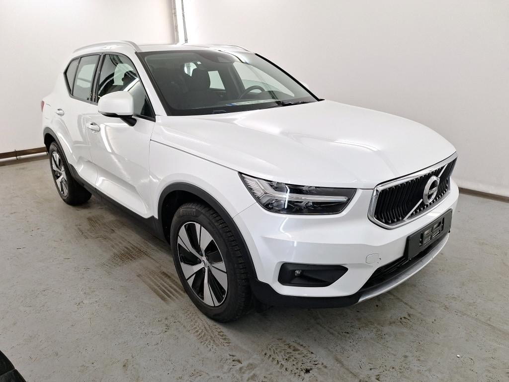 VOLVO XC40 1.5 T2 MOMENTUM PRO Intellisafe Pro photo