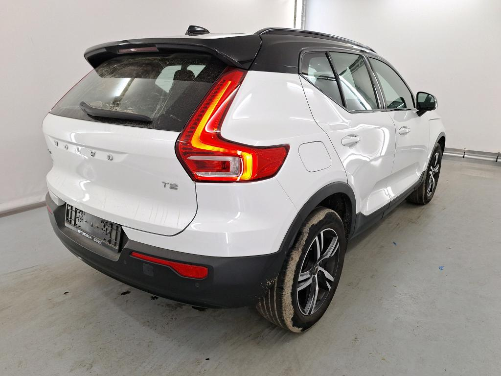 VOLVO XC40 1.5 T2 R-DESIGN AUTO Winter Park Assist photo