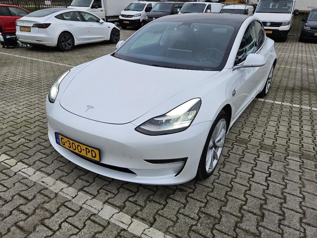 Tesla Model 3 258 kW photo