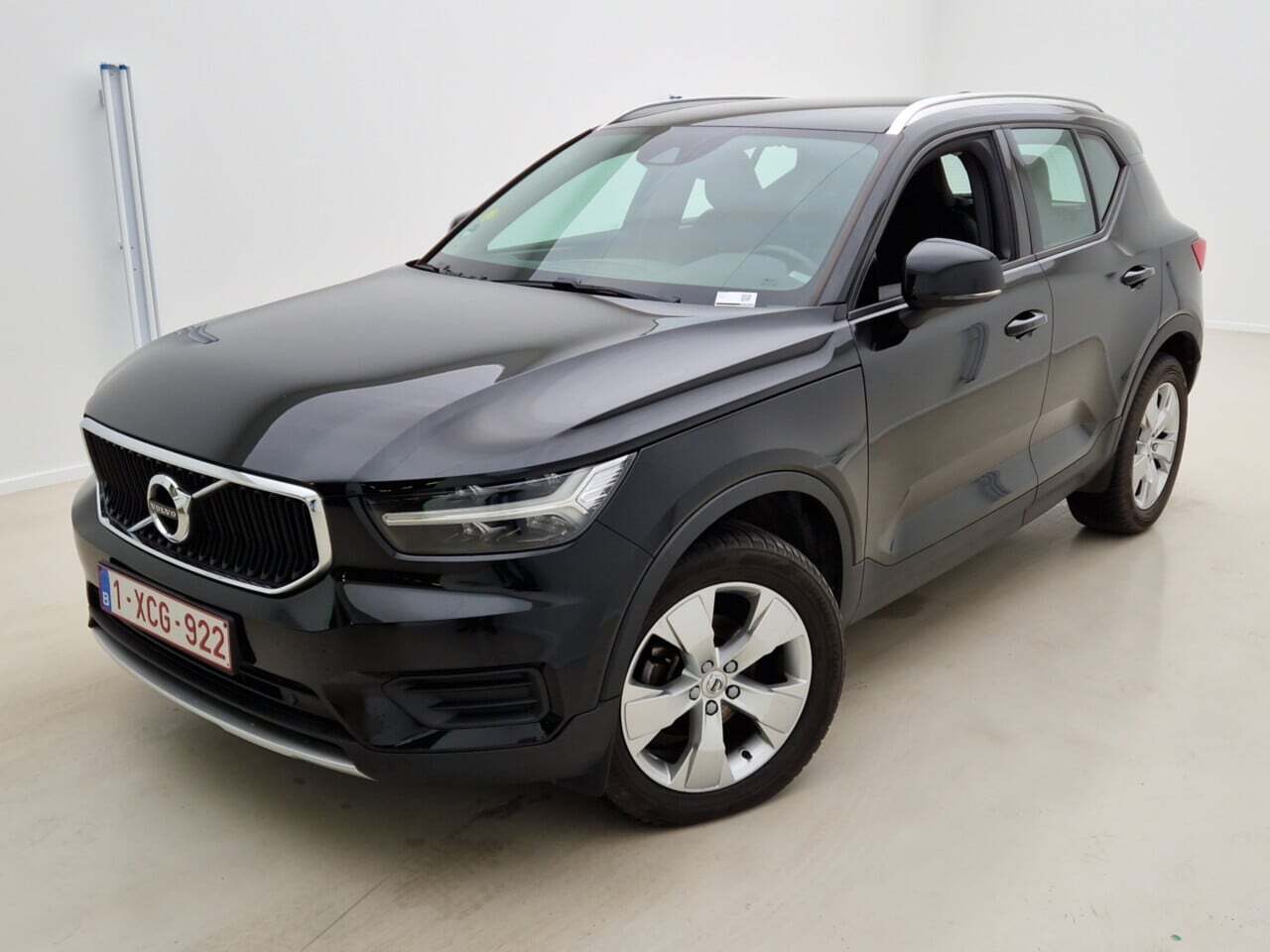 VOLVO XC40 2.0 D3 MOMENTUM PRO