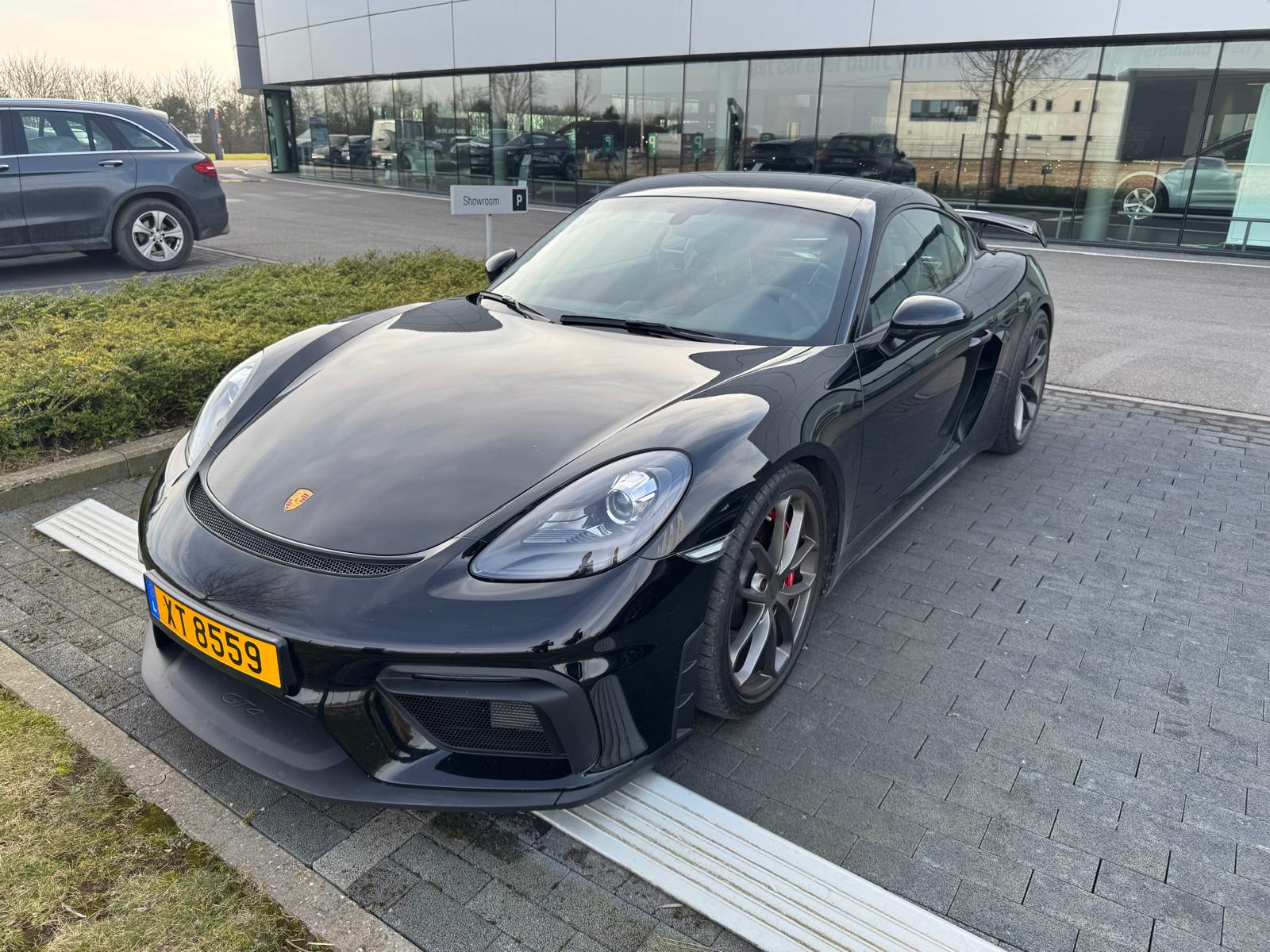 PORSCHE 718 Cayman GT4 Cayman GT4