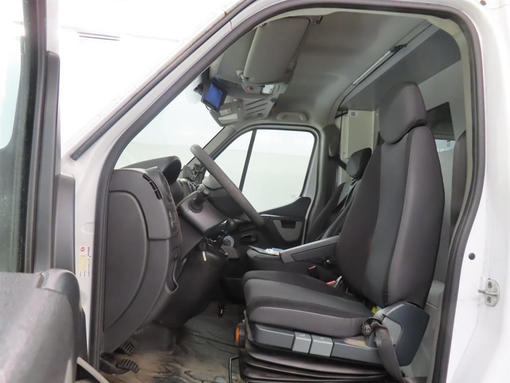 RENAULT Master T35 2.3 dCi L2H3 En. photo