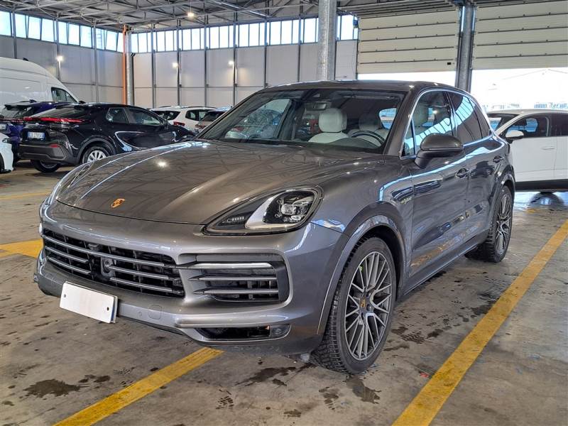 Porsche 16 PORSCHE CAYENNE / 2017 / 5P / SUV 3.0 V6 E-HYBRID