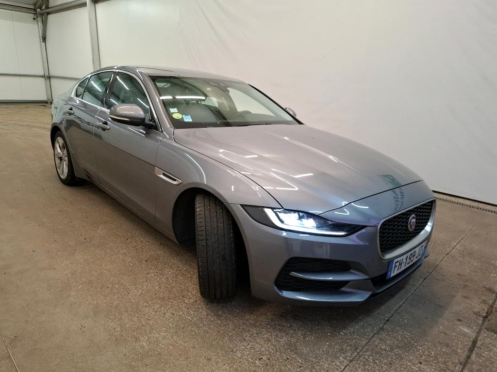 Jaguar 2.0D 180ch Business Auto JAGUAR XE 4p Berline 2.0D 180ch Business Auto photo