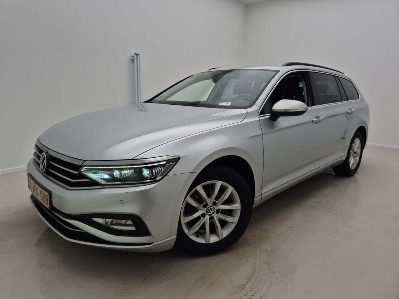 VOLKSWAGEN PASSAT VARIANT 1.6 TDI SCR DSG7 ELEGANCE BUSI