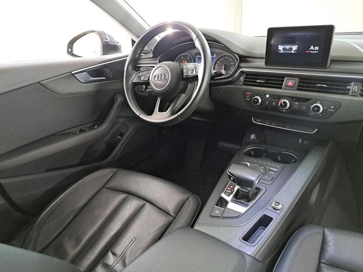 Audi A5 Sportback A5 Sportback 30 TDI S tronic Business Edition 100kW/136pk  5D/P Auto-7 photo