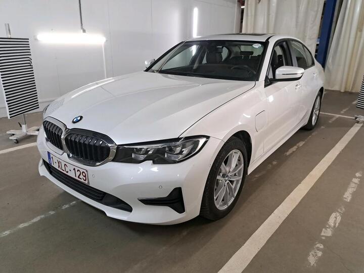 BMW 3 Reeks Berline 3 Reeks Berline 330e (135 kW) 215kW/292pk  4D/P Auto-8