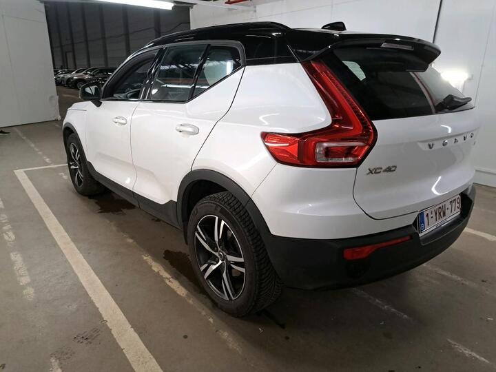 Volvo XC40 XC40 T2 Geartronic R-Design 95kW/129pk  5D/P Auto-8 photo