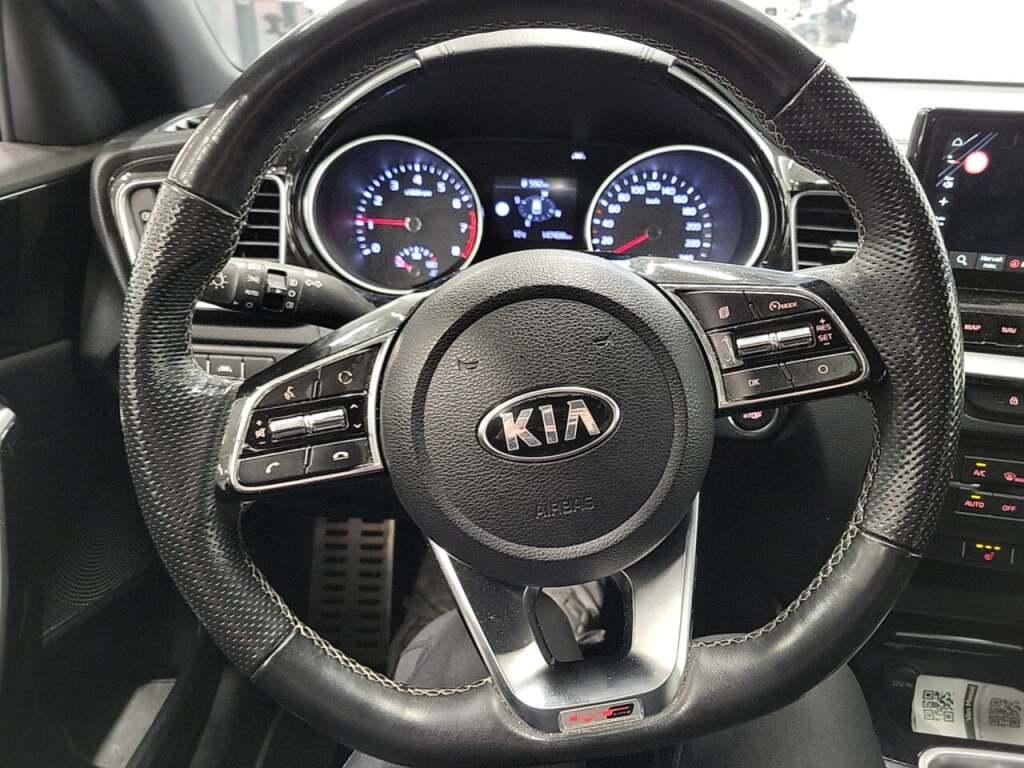 KIA ceed sportswagon 1.0 T-GDi GT-Line Bus Edition photo