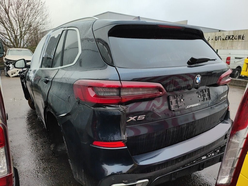 BMW X5 xDrive45e (210kW) 5d  267/149  !!! Damaged Car !!! photo