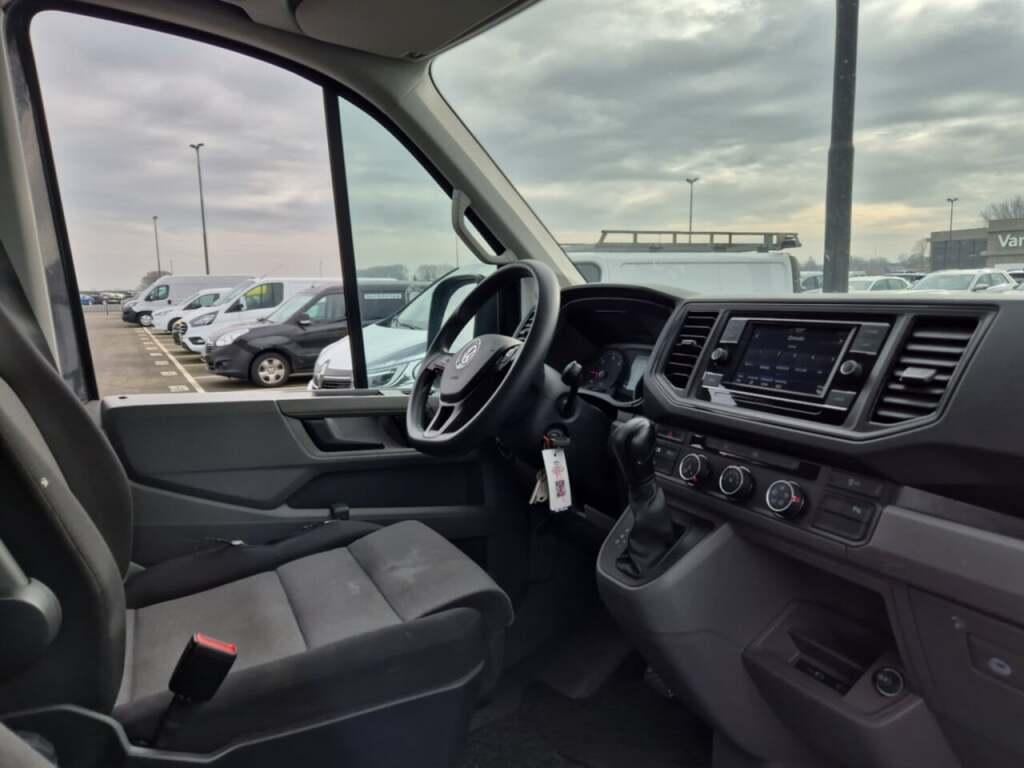 VOLKSWAGEN Crafter 35 2.0 TDI photo