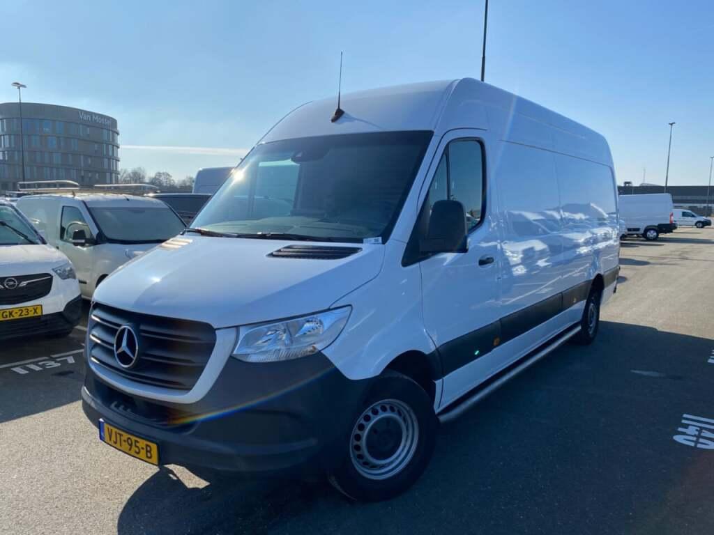 MERCEDES-BENZ Sprinter 315 1.9 CDI L3H2 AUT