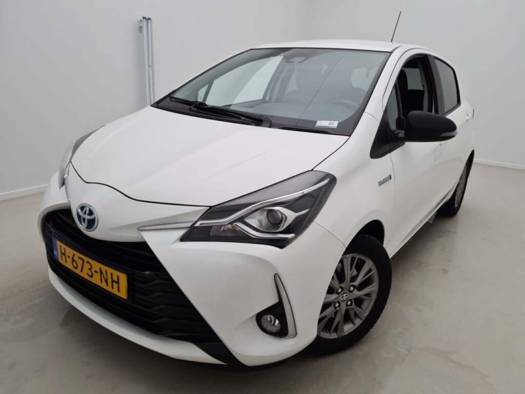 TOYOTA Yaris 1.5 Hybrid Dynamic