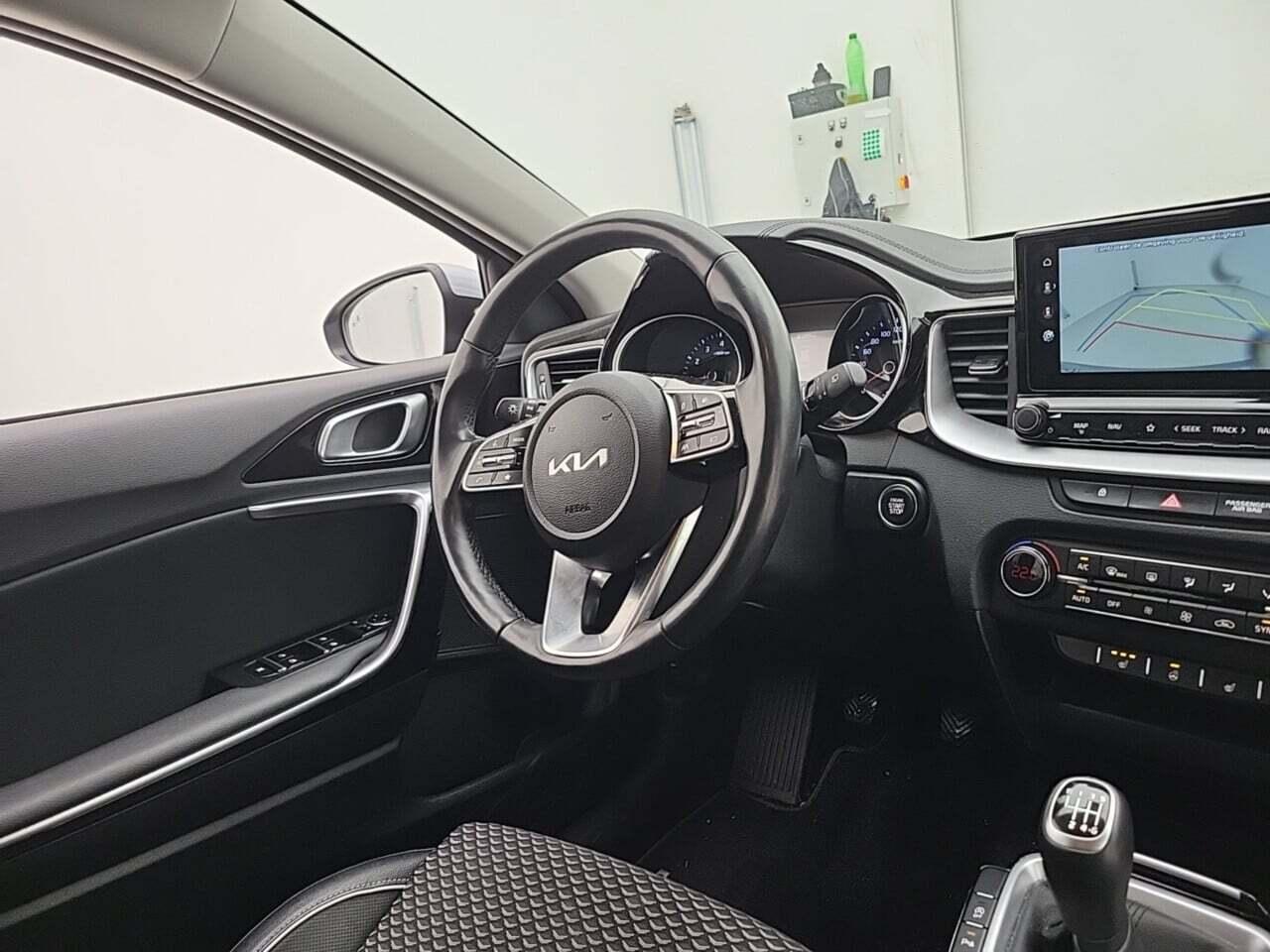 KIA ceed sportswagon 1.5 T-GDi DynamicPlusLine photo