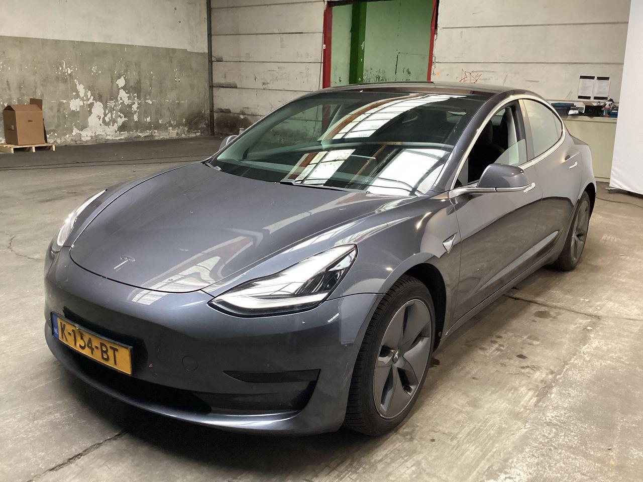 Tesla Model 3 Standard RWD Plus 60 kWh