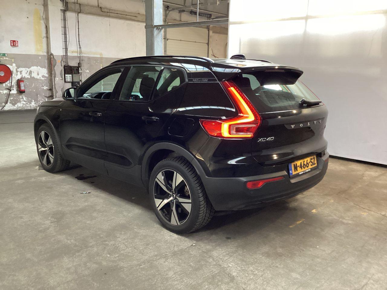 VOLVO XC40 Recharge Twin Plus photo