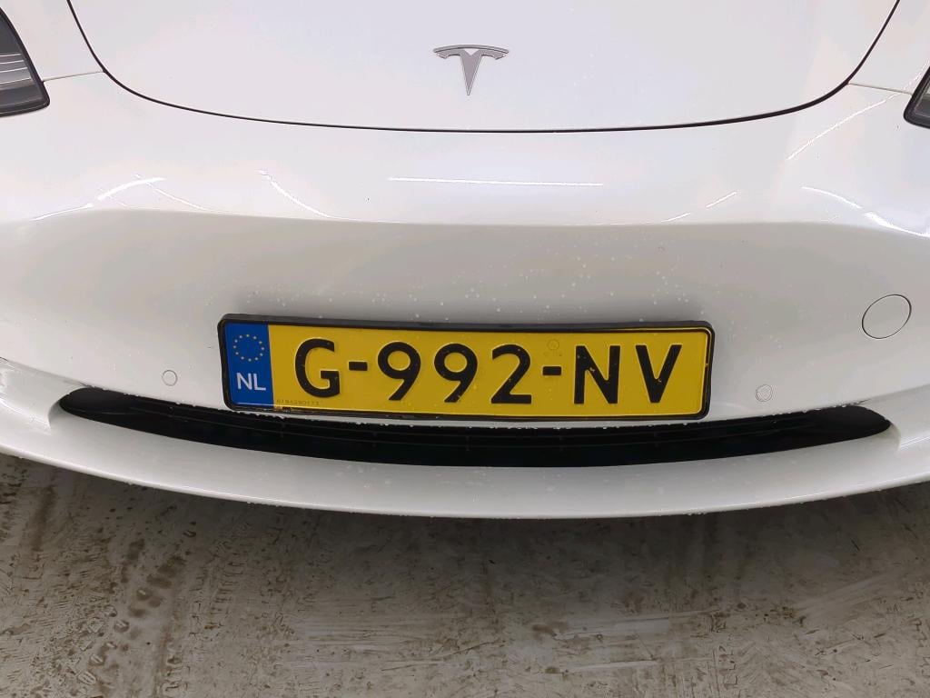 Tesla Model 3 '18 BEV Tesla Model 3 Standard Range Plus RWD 4d photo