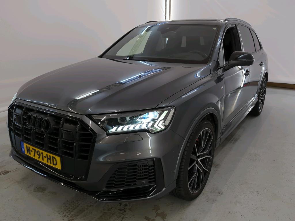 AUDI Q7 '19 Audi Q7 55 TFSI e quattro Tiptronic Pro Line S 5d