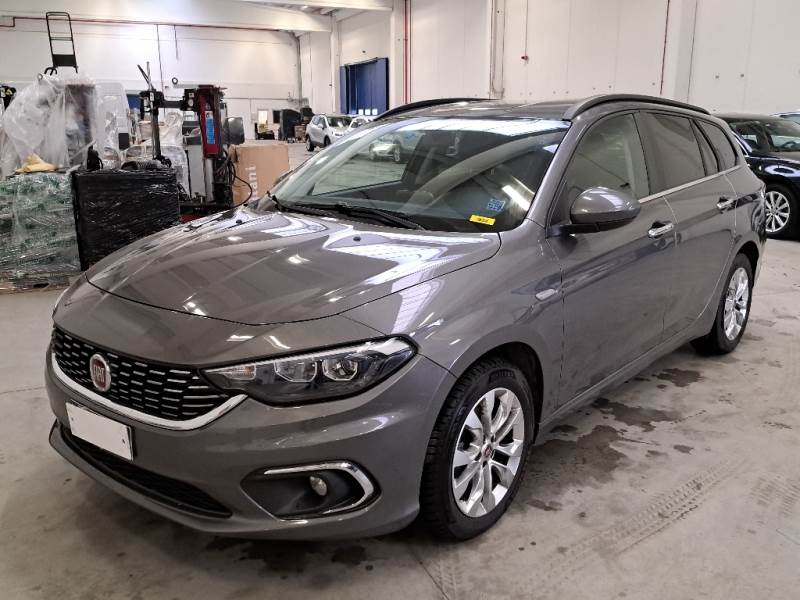 Fiat 35 FIAT TIPO / 2015 / 5P / STATION WAGON 1.6 MJT 120CV 6M SeS BUSINESS