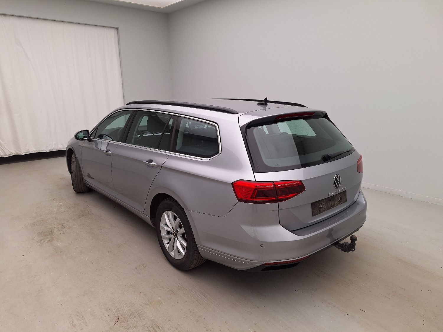 VW, Passat Variant FL'19, Volkswagen Passat Variant 2.0 TDI 90kW DSG Style B photo