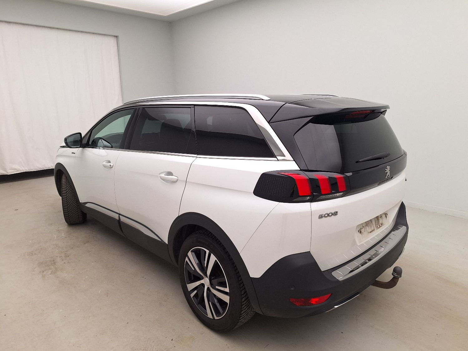 Peugeot, 5008 '16, Peugeot 5008 1.5 BlueHDi 96kW S&S EAT8 GT Line 5d 7pl photo