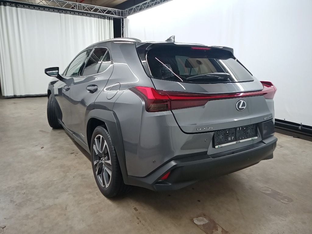 Lexus UX 2.0L 250H 4x4 Privilege Line 5d photo