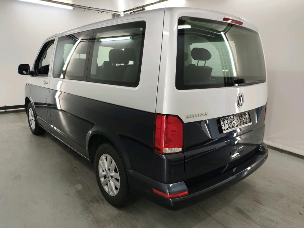 VOLKSWAGEN MULTIVAN 2.0 CRTDI SCR 110KW BMT COMFORTLINE Two Tone photo