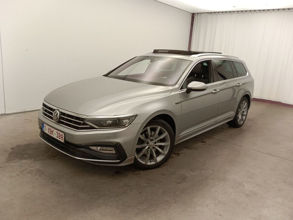 Volkswagen Passat Variant 1.6 TDI SCR DSG7 Elegance Business 5d photo