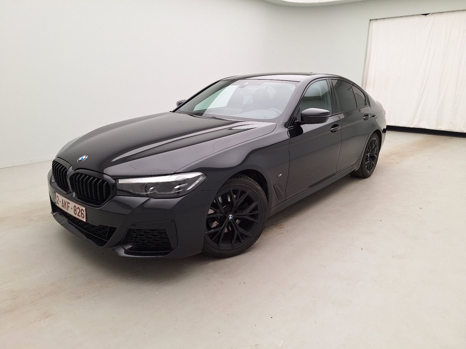 BMW, 5-serie FL'20, BMW 5 Reeks Berline 518d 110kW Aut. 4d photo