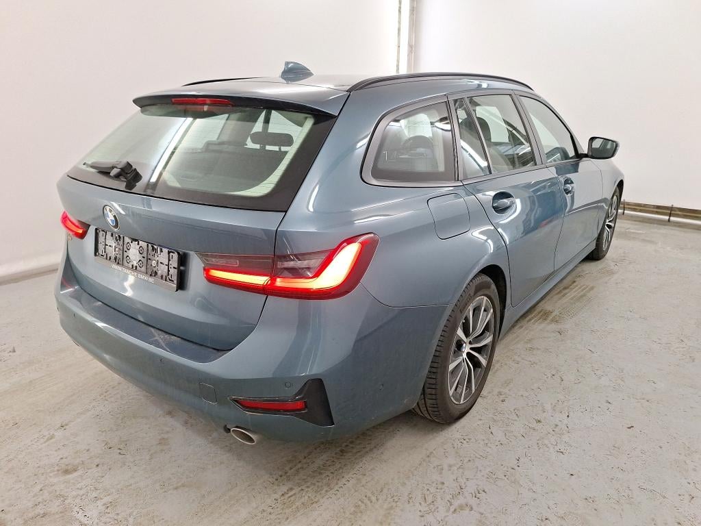 BMW 3 SERIES TOURING 2.0 318DA (110KW) TOURING Model Advantage Business Plus Storage  Mirror photo