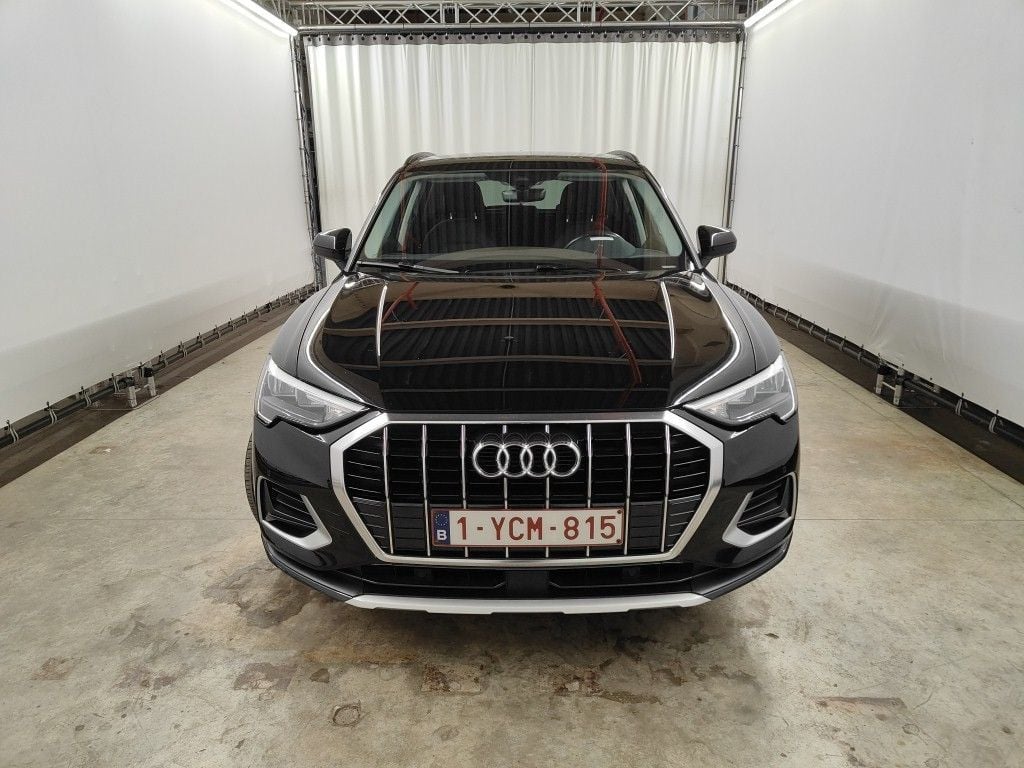 Audi Q3 35 TDI S tronic Advanced Business Editio 5d