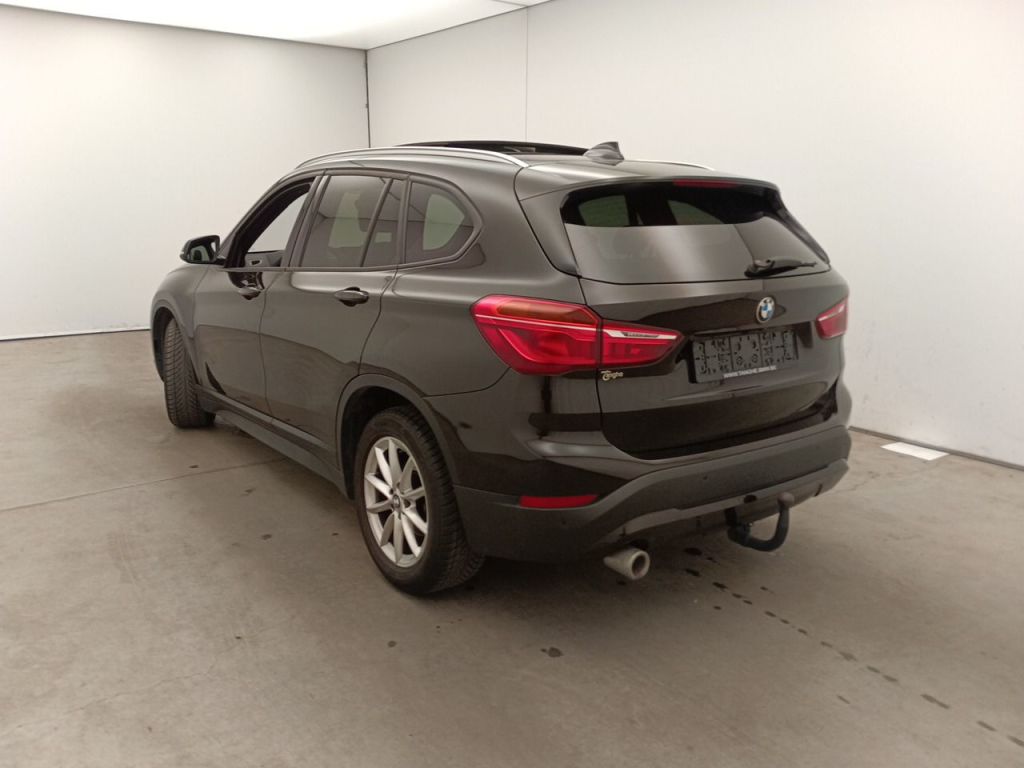 BMW X1 sDrive16dA (85 kW) 5d photo