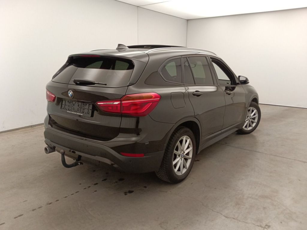 BMW X1 sDrive16dA (85 kW) 5d photo