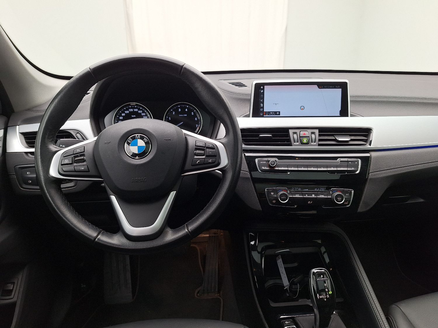 BMW, X1 FL'19, BMW X1 sDrive18iA (100 kW) 5d photo