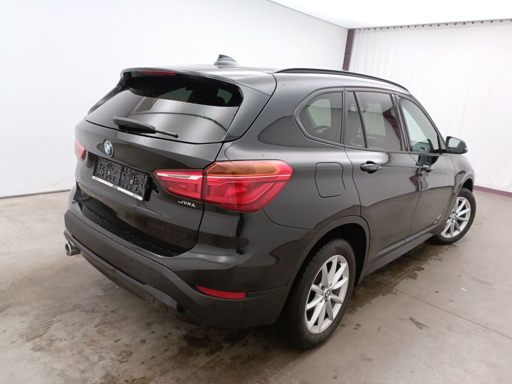 BMW X1 sDrive16dA (85 kW) 5d photo