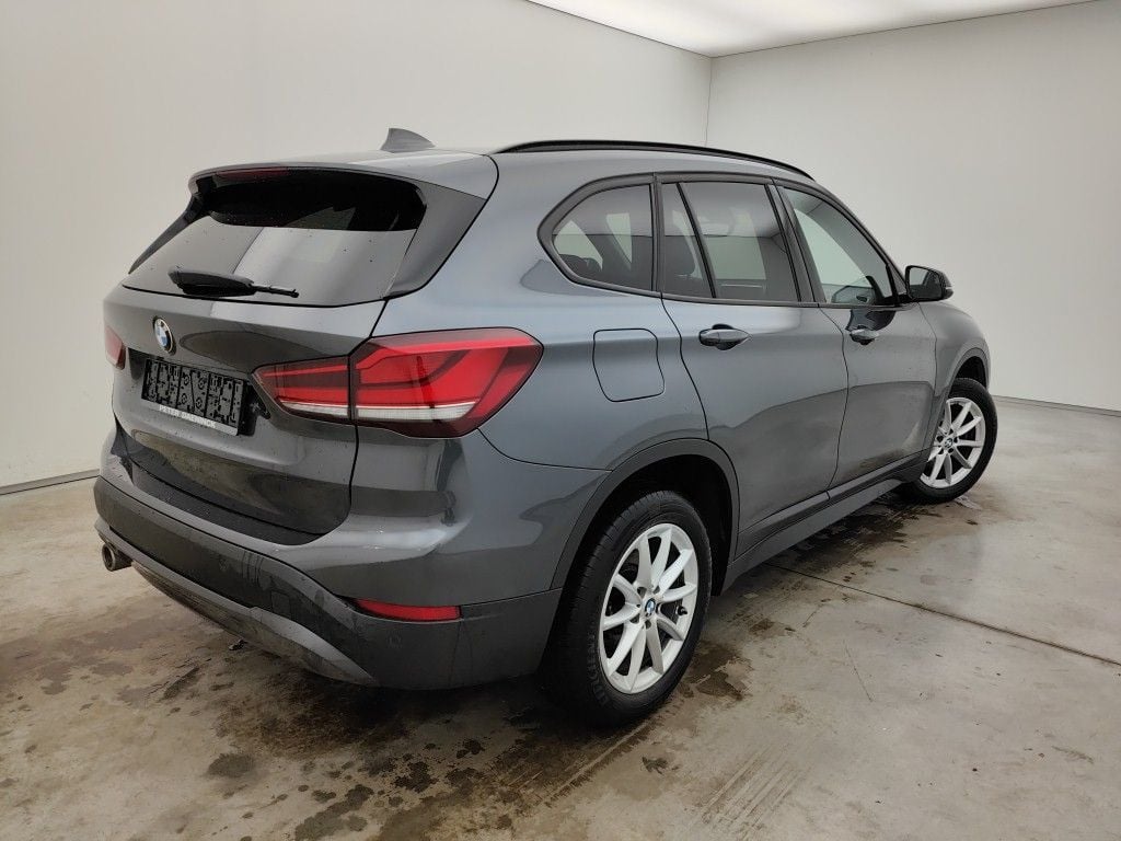 BMW X1 sDrive16dA (85 kW) 5d photo