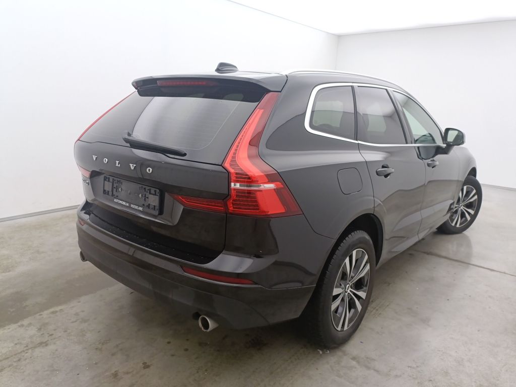 Volvo XC60 D3 Momentum Pro 5d photo