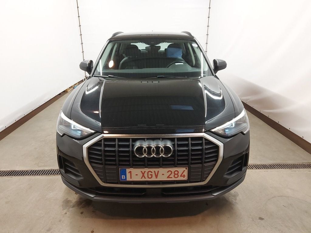 Audi Q3 35 TDI S Tronic Business Edition 5d