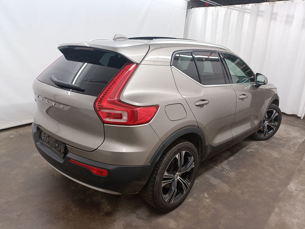 Volvo XC40 T4 Recharge Geartronic Inscription 5d photo