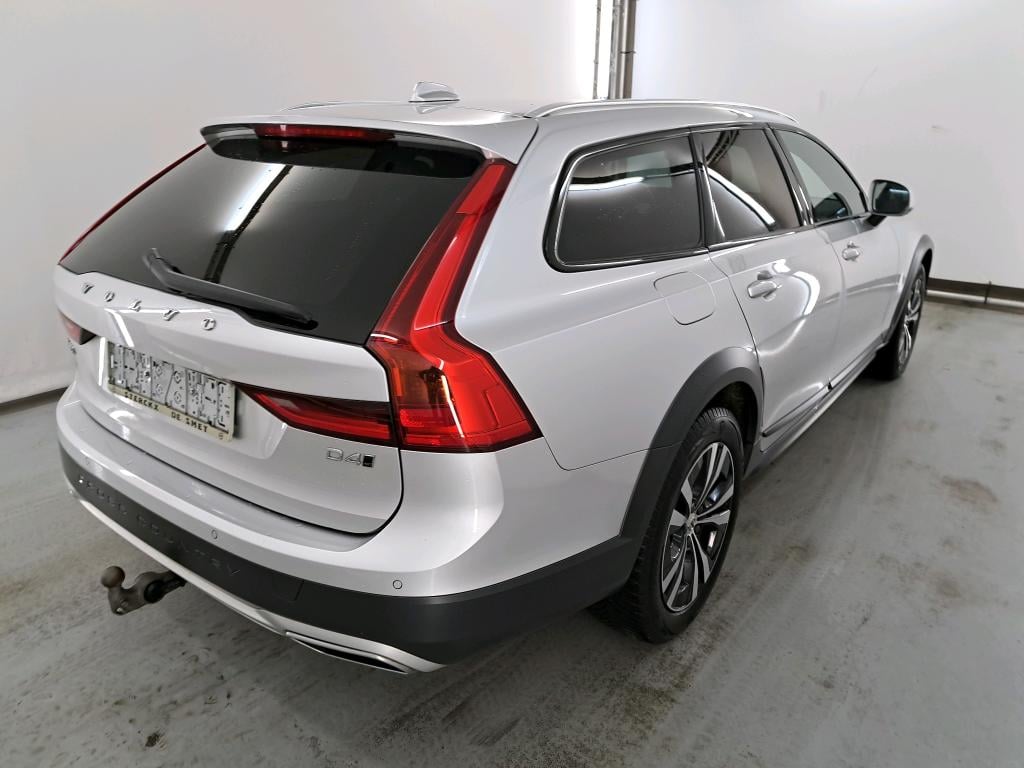 VOLVO V90 CROSS COUNTRY DIESEL 2.0 D4 AWD Geartronic AdBlue (EU6d-TEMP) Park Assist photo