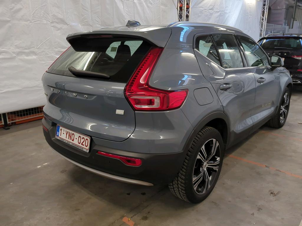 VOLVO XC40 1.5 T5 TE PHEV Inscription DCT IntelliSafe Pro Assist photo