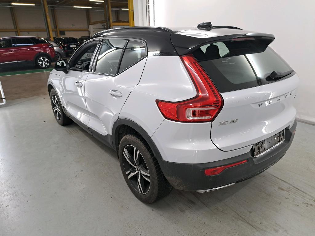 VOLVO XC40 DIESEL 2.0 D3 R-Design Park Assist photo