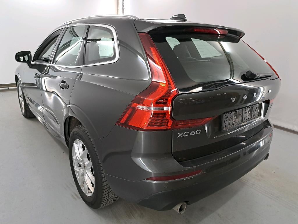 VOLVO XC60 2.0 D3 MOMENTUM PRO photo