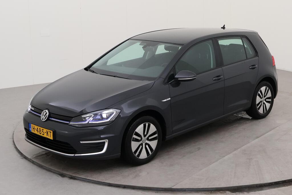 VOLKSWAGEN e-Golf