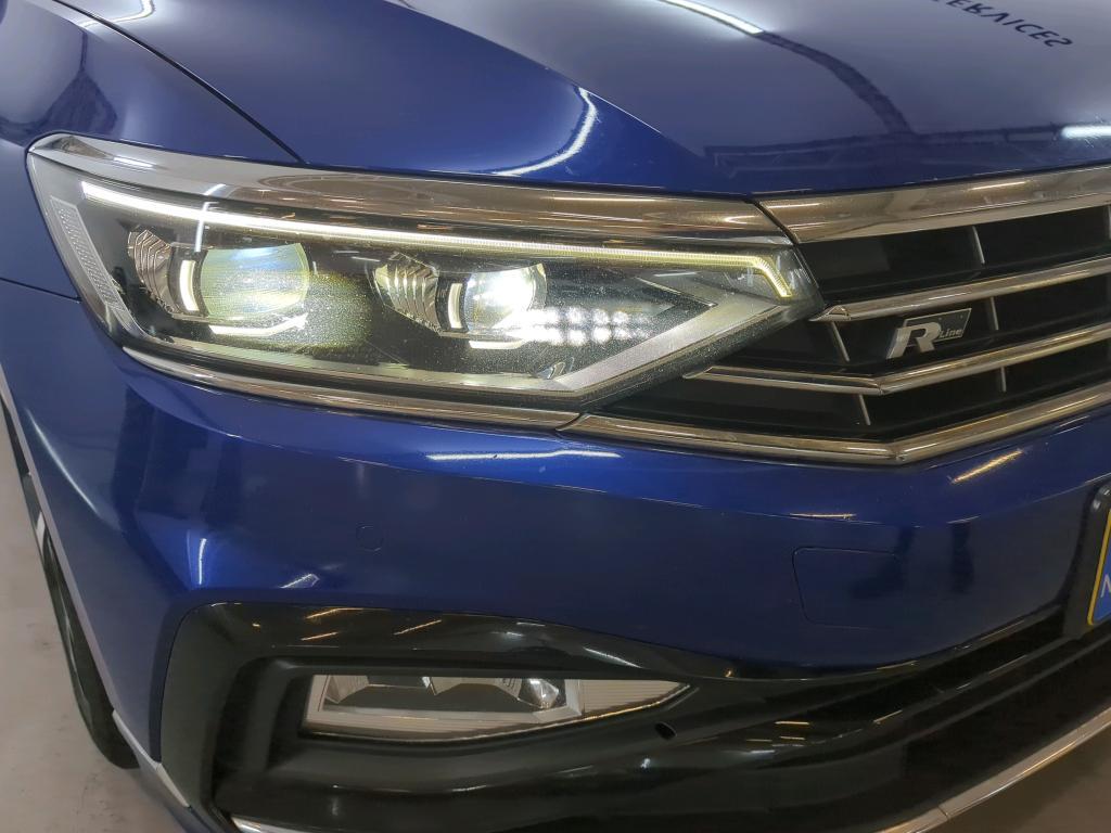 VOLKSWAGEN Passat Variant 110 kW photo