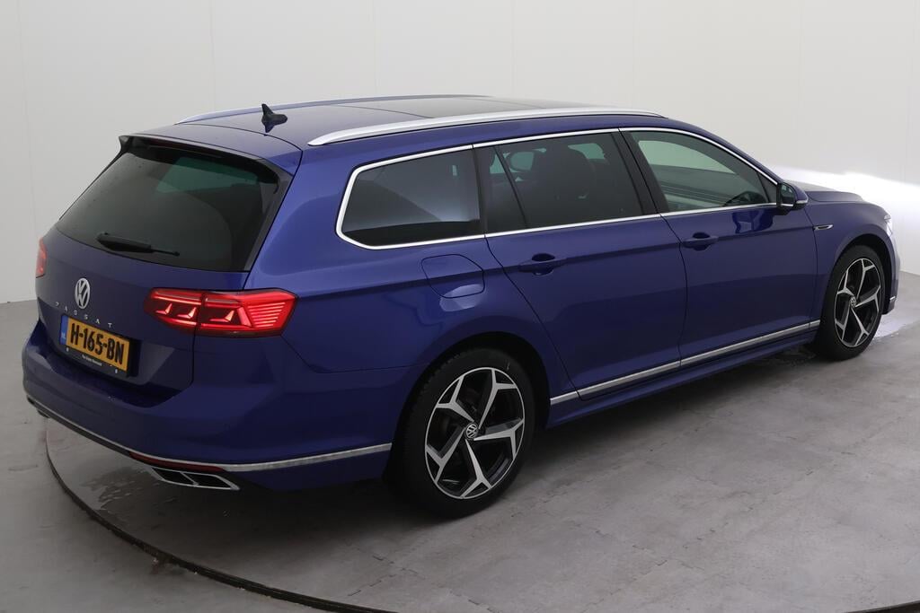 VOLKSWAGEN Passat Variant 110 kW photo