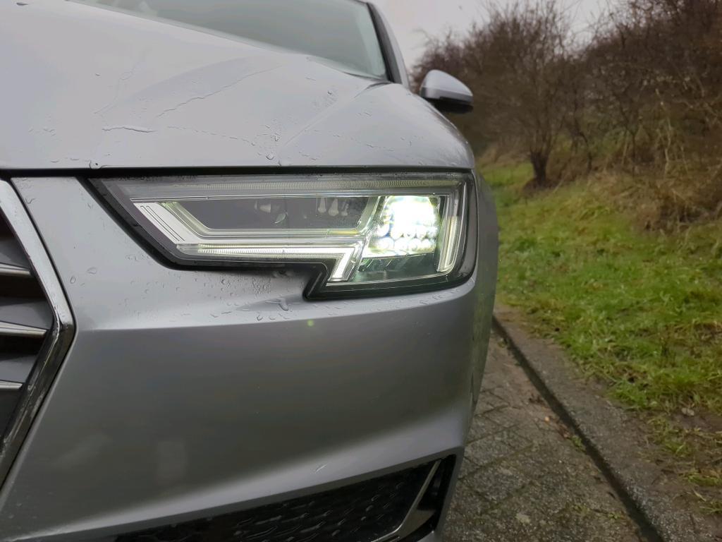 AUDI A4 Avant 110 kW photo