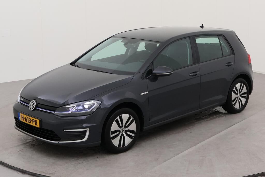 VOLKSWAGEN e-Golf