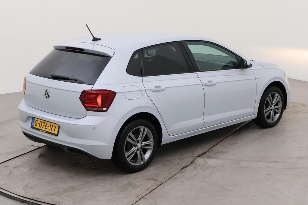 VOLKSWAGEN POLO 70 kW photo